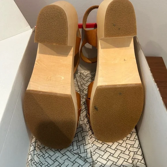 Swedish Hasbeens Tan Leather Sandals - Picture 4 of 5